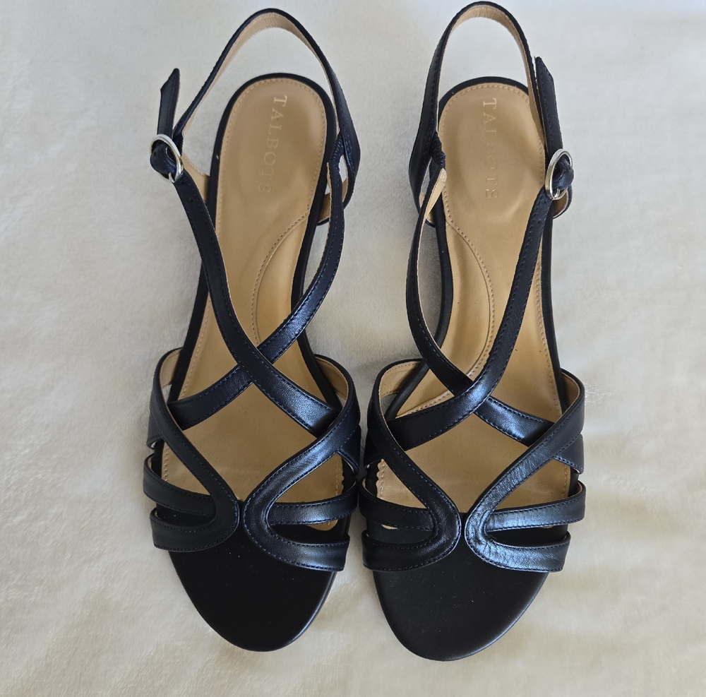 NWOB Talbots Navy Strappy Sandals